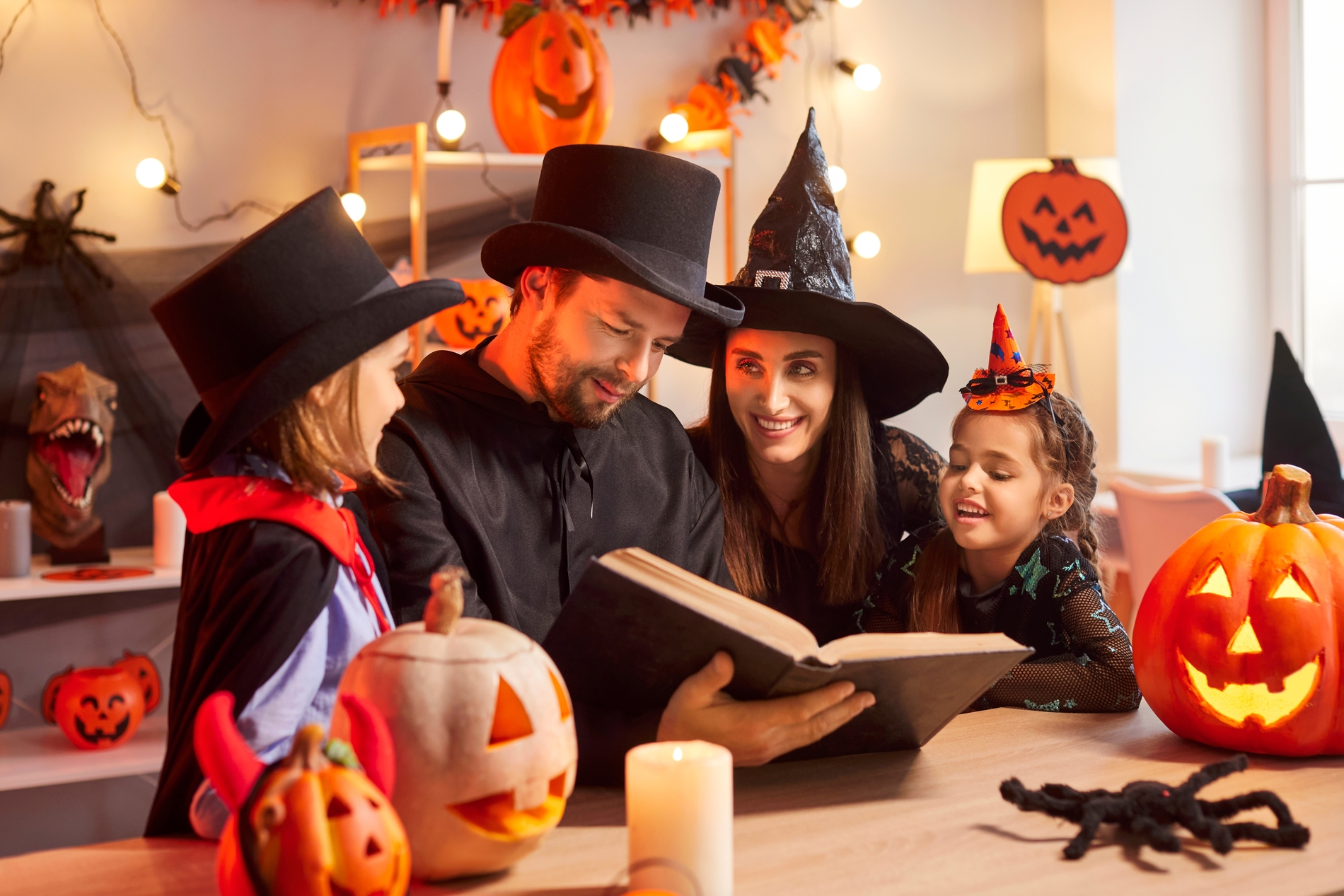 family halloween dress up